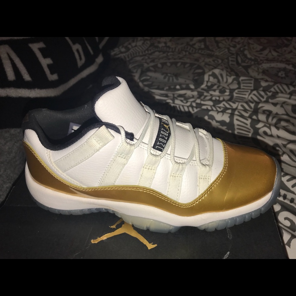 11s